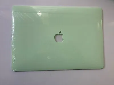 MacBook Air 13 Inch Slim Hard Case A2179 A1932 & Keyboard Cover  • £7.95