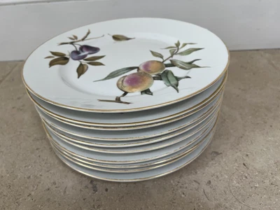 £10 • Buy  10 Vintage Royal Worcester Evesham Vale Gold Rim 25.5cm Plates Fair Condition