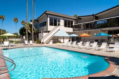 $1050 • Buy San Clemente Inn 1 Bedroom 1 Week June 11 Beach Vacation So California Sun