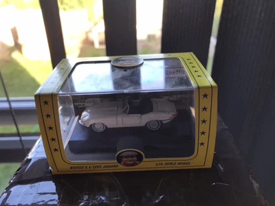 £31 • Buy Only Fools And Horses Boycies  E Type Jag 1.76 Scale Model