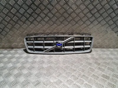 Volvo XC70 Front Grill Grille Assembly Estate Variant OEM 2004 08693623 • $55.99