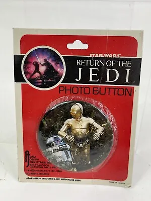 Vintage 1983 Star Wars Return Of The Jedi Photo Button Pin Pinback Droids ! • $9.99