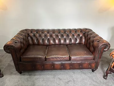 3 Peace  Leather Chersterfeild • £350