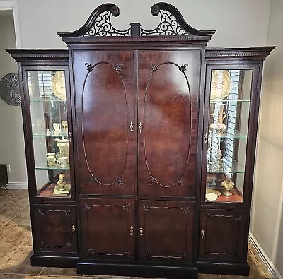 Century Claridge Collection Chippendale Entertainment Center Mahogany And Burl • $1250