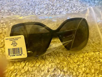 TUMI Stari Black Polarized Sunglasses NWT • $85
