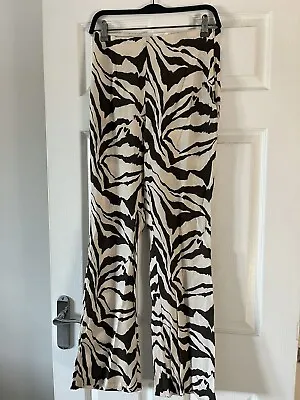 H&M Light Beige Zebra Print Trousers Size Small • £8