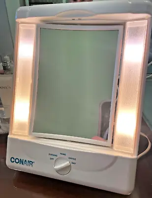 Conair TM7LX Light Up Make Up Mirror Vintage-Excellent Condition! Works Fine!! • $19.65