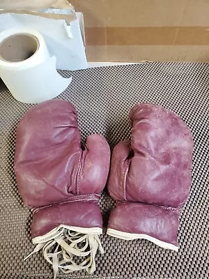 Vintage 8oz Boxing Gloves Leather Maroon Brown  Worn 1960s • $20