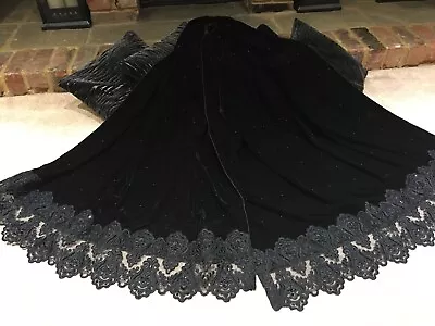 Most Luxurious Velvet Shawl/Wrap With Pearls Border And Pearl Beads Black • £29.90