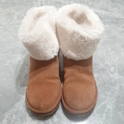 $27.99 • Buy Skechers Australia Women Brown Vegan Fur Mid Calf Trendy Boots US SZ 8 EU 38