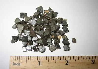 PILE TINY RARE NATURAL ROUGH .1 -.25  MAGNETITE CRYSTAL MINERALS BRAZIL 30.2g *2 • $12.75