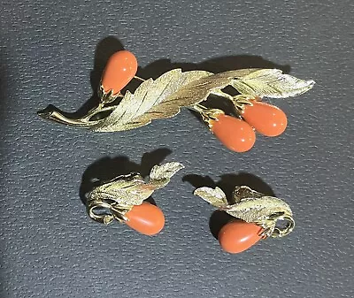 Sarah Coventry 1962  Bittersweet  Faux Coral Leaf Brooch And Clip-On Earring Set • $14.90