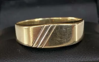 MENS GENTS SOLID 9CT GOLD SIGNET RING SIZE  U  - Weighs 2.3 Grammes • £118