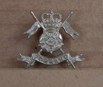 Queens Own Yorkshire Yeomanry Collar Badge  Genuine Queens Crown • £18.79