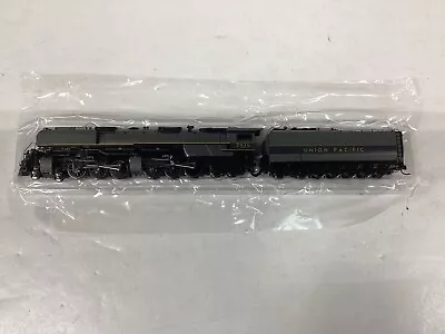 Athearn #25544 N Scale “UP” Challenger 4-6-6-4 Rd.#3976 • $340.99