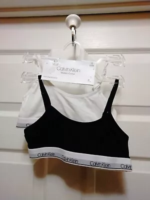 Calvin Klein Girls Pull Over Bralette Black/White  Sz Small 6/6X Set Of 2 New • £13.65