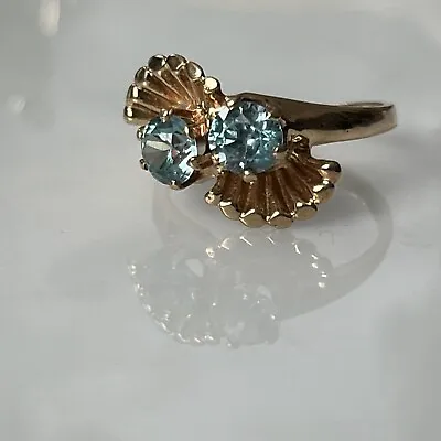 Vintage Blue Zircon 10K Ring Yellow Gold Two Twist Design Size 6 • $315