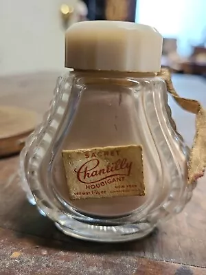 Vintage Houbigant Chantilly Sachet Powder + Dorest 5th Avenue Puff • $80