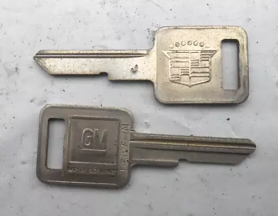 (1) Cadillac   J   Vintage  OEM  Key Blank With Logo • $9.99