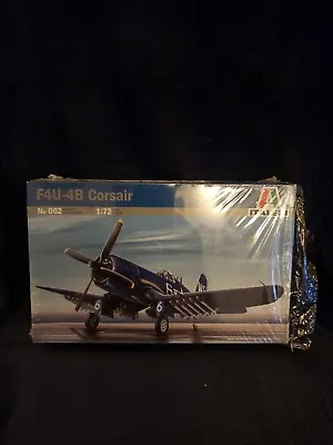 F-4 U4-B Corsair 1:72 Italeri 062 Complete Unassembled Model Kit Open Box • $12