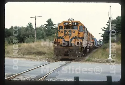 Original Slide MEC Maine Central GP38 261 & 1 Action In 1979 • $5.99