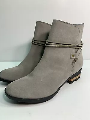 Sorel Women’s Farah Short Boots Gray Suede Tassel Size 8 • $45