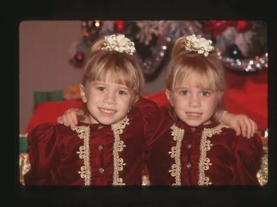 Olsen Twins Full House Smiling Child Star Portrait Original 35mm Transparency  • £28.92