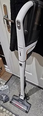 Miele Triflex HX2 Cordless 3in1 Vacuum Cleaner With Crevice Tool  Vgc • £99.99