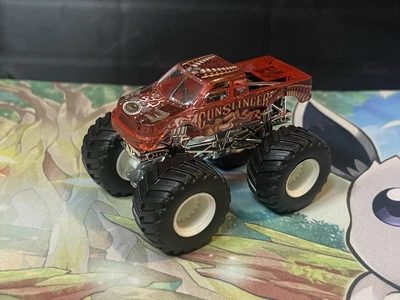 $18.95 • Buy Gunslinger Clear X-Ray X-Raycers Hot Wheels Monster Jam Truck 1/64 Diecast Base