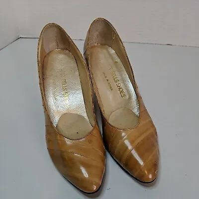 Vintage Joy Bells Shoes Brown Tan Slip On Women's Heels Size 7.5 Faux Leather • $19.99