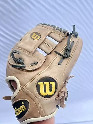 Wilson A1000 Infield Baseball Glove 11.5” Ecco Leather RHT • $80