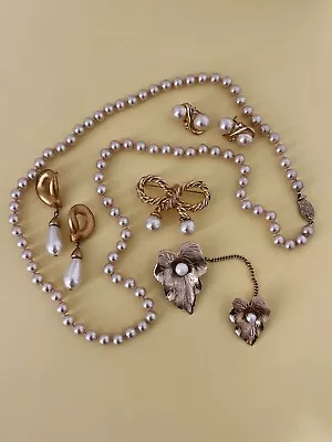 Vintage Gold Tone Faux Pearl Pearls Jewelry Lot Some Signed • $14.99