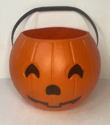 Vintage Blinky 1985 Blow Mold Pumpkin Halloween Candy Pail Made In America • $12.95