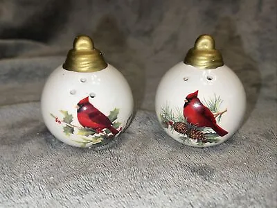 Vintage Salt And Pepper Shaker Set Cardinals Birds Christmas Tree Ball Shape • $19.99