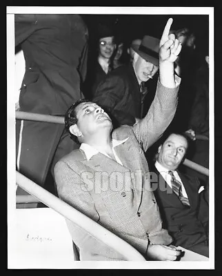 CRASH KING! Yankees Legend BABE RUTH Type 1 Vintage Original News Photo • $250