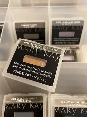 Mary Kay Mineral Eye Color In Amber Blaze .05 Oz New In Case 013008 TA15 • $9.84