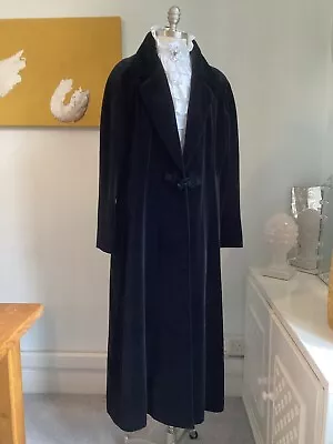 Vintage Velvet Coat Size 16 Maxi Jacket Opera Witchery Victoriana By Windsmoor • £95