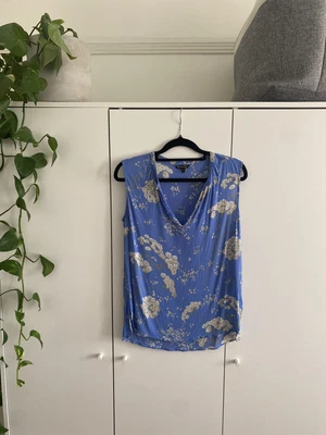 $30 • Buy Massimo Dutti Top - Blue - Size M