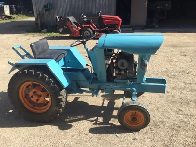 Classic Tractor Martin Markem Colt Deluxe Tractor • £1100