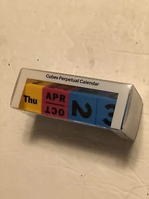 MoMA New York - Cubes Perpetual Calendar Yellow Pink Blue 2017 • $20.90