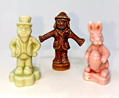 Wade Whimsies Figurine Calendar Series Bunny Green Leprechaun Scarecrow Red Rose • $9.95