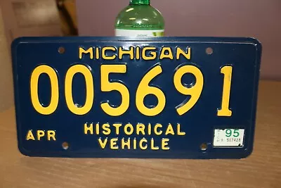 Vintage MICHIGAN HISTORIC VEHICLE License Plate Chevrolet Ford Mopar Hot Rat Rod • $19.95