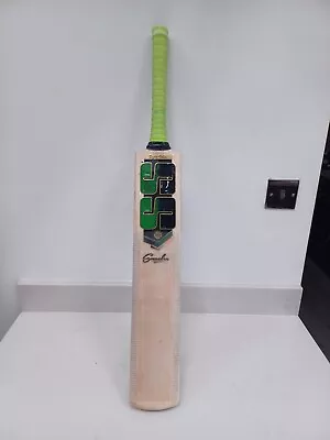  English Willow Cricket Bat • £1.04