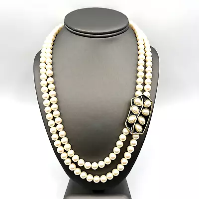 Vintage TRIFARI Necklace Double Strand Pearl And Enamel Pendant Necklace 22  • $42.26