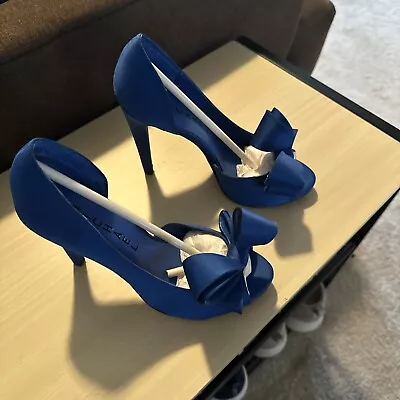 Michael Shannon Royal Blue Satin Pump Size 5.5 M • $25