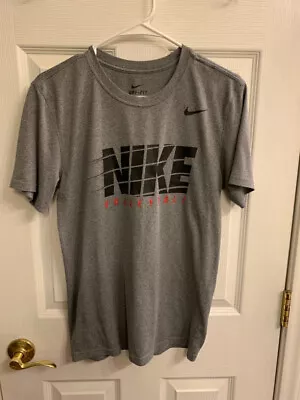 Nike Dri Fit Volleyball Shirt Mens Size Small • $16