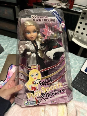 $21 • Buy Bratz Cloe Play Sportz X-treme Kick Boxing Doll & Accessories NRFB