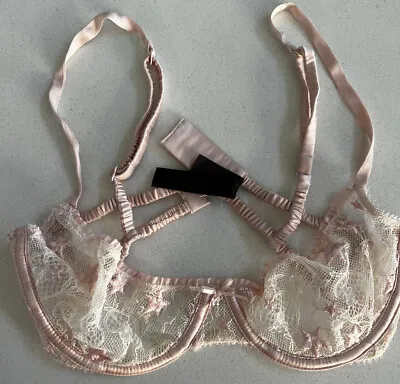 Victoria Secret Bra 32c Underwire W/ Lace Light Pink Sexy • $34.99