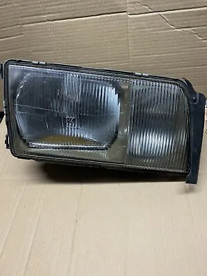 Mercedes Benz W126 Headlight Right Side  • $101.06