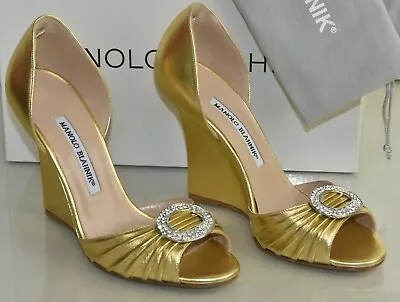 $995 NEW Manolo Blahnik SEDARABY BIJ GOLD Wedge Metallic Jeweled Shoes 37 39.5 • $550